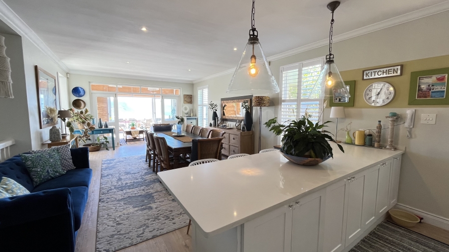 4 Bedroom Property for Sale in Simons Kloof Western Cape